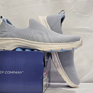Skechers Women's GO WALK 7- Amina Slip-On Casual Walking Sneakers Size 10 NWT